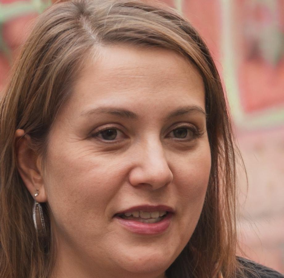 Linnea Søgaard professional portrait